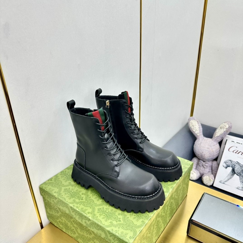 G*u*i boots